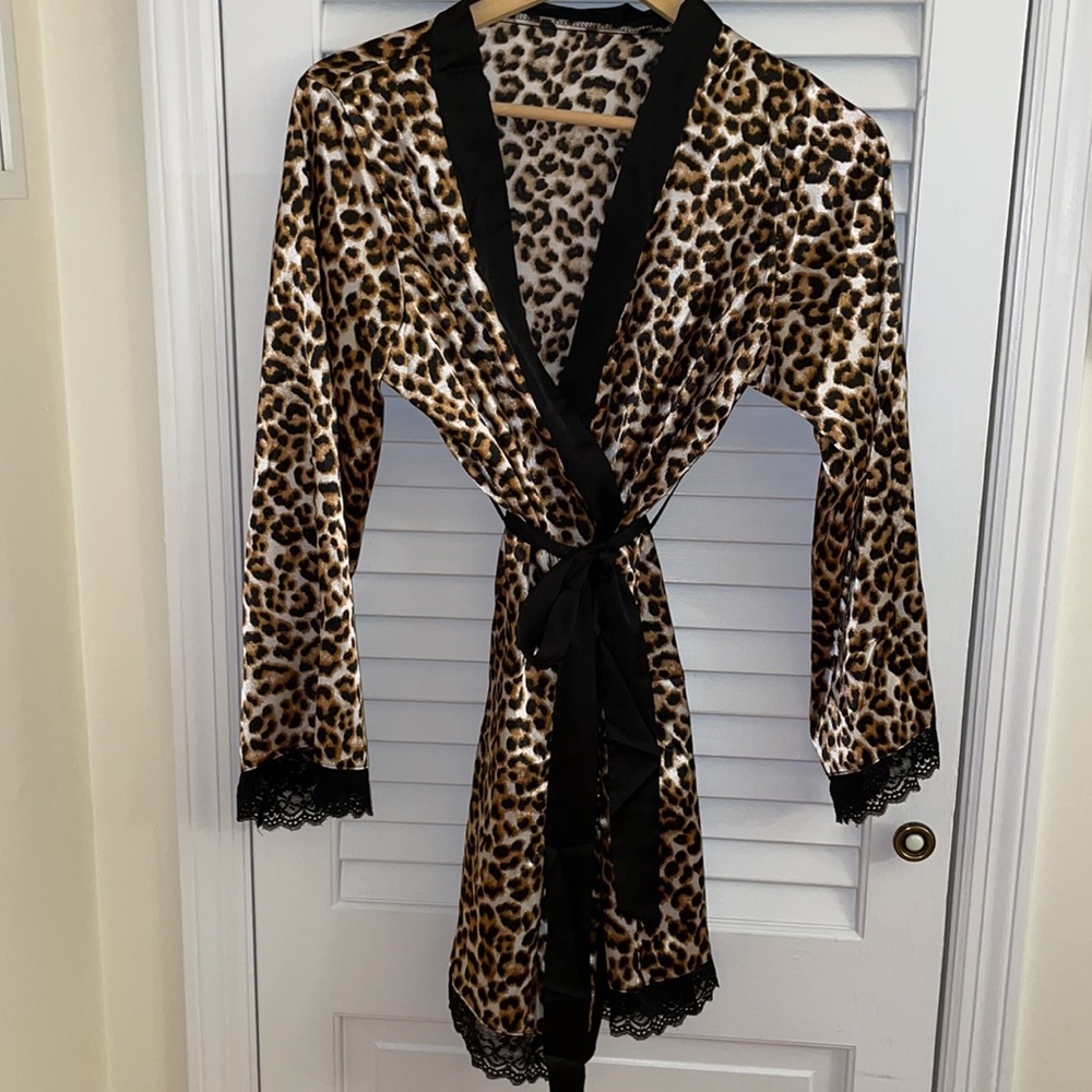 Leopard Robe - Size S - Picture 2 of 3